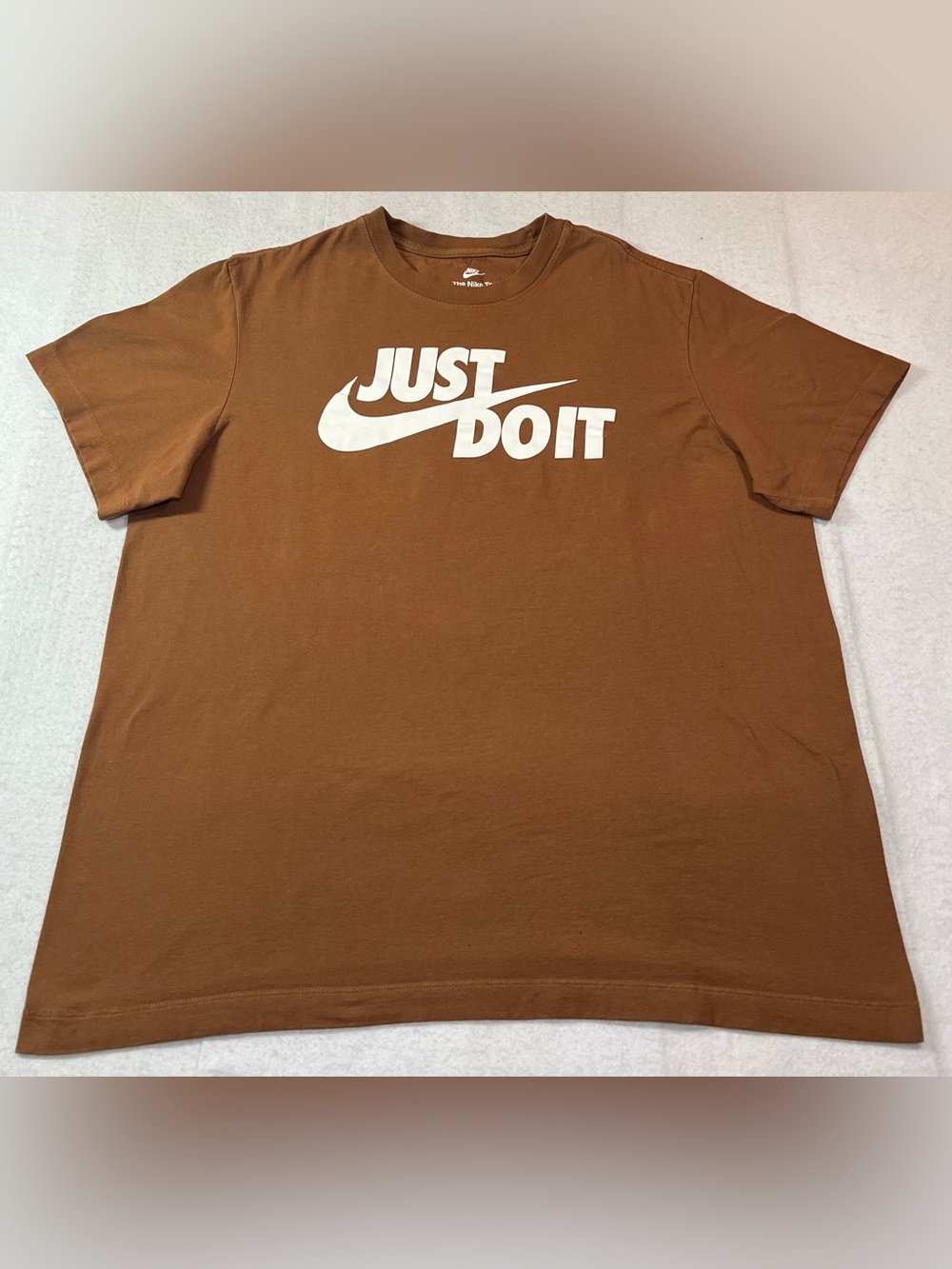 Nike "The Nike Tee" Men's Just Do It Graphic T-Shirt 100% Cotton,Brown,Large